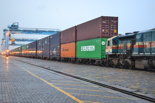 Train freight logistics service in Mumbai